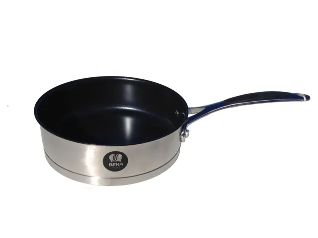 beka-bekaline-suave-13205204-sauteuse-20-cm-avec-couvercle-inox-int-rieur-c-rami image 1