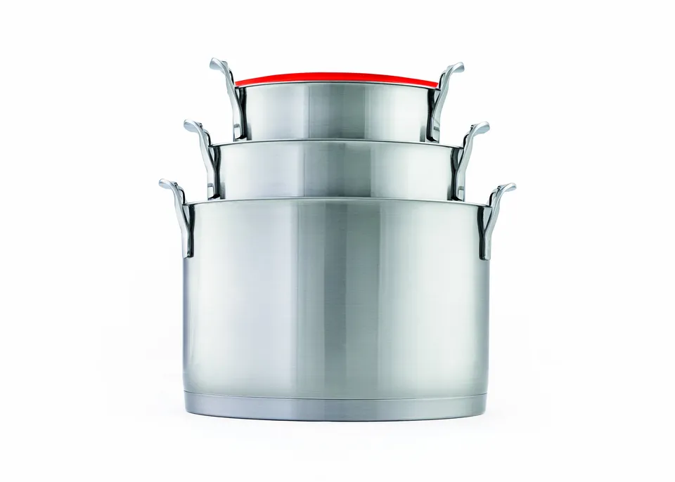 beka-nest-13571974-set-de-3-faitouts-inox-18-10-embo-tables-16-20-24-cm-avec-cou image 1