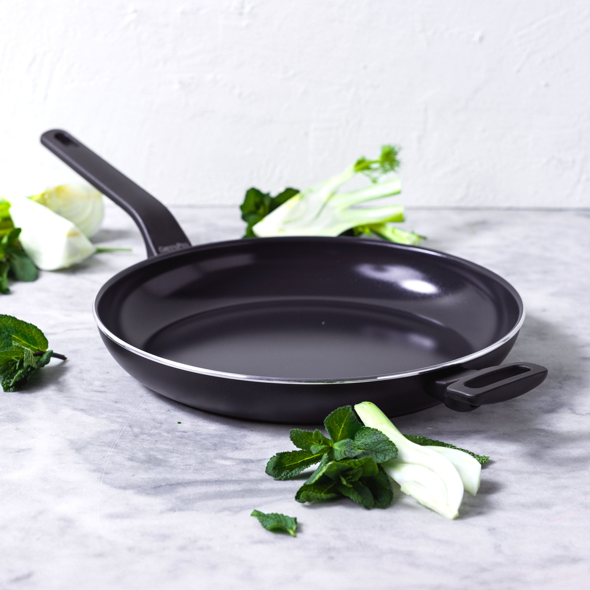 greenpan-essence-po-le-frire-32-cm-grande-po-le-familiale-65-aluminium-recycl-th image 4