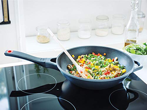 beka-energy-13520304-wok-en-fonte-d-aluminium-noir-rev-tement-dual-force-tous-fe image 4