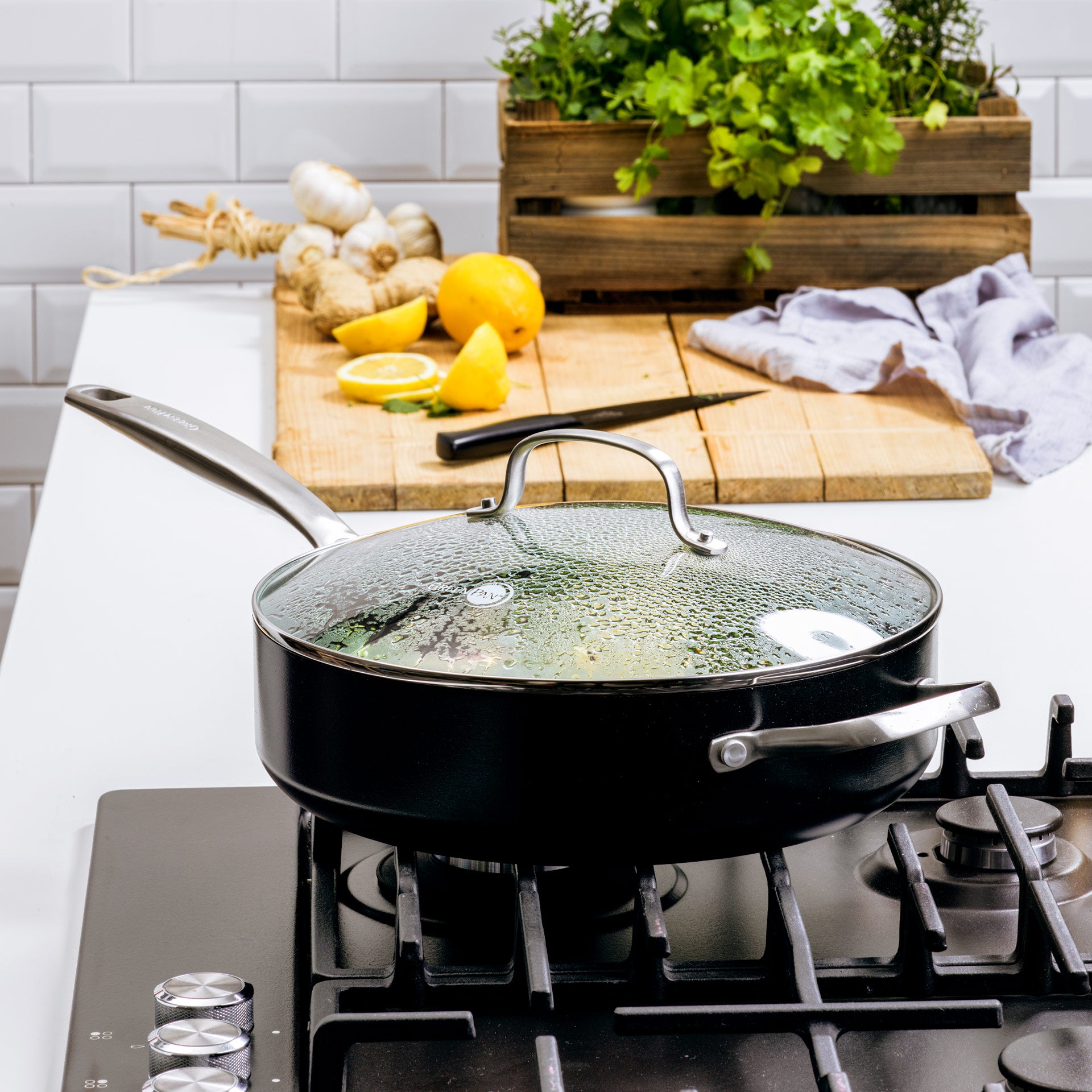 greenpan-copenhagen-sauteuse-28-cm-avec-couvercle-aluminium-tremp-rev-tement-dia image 6