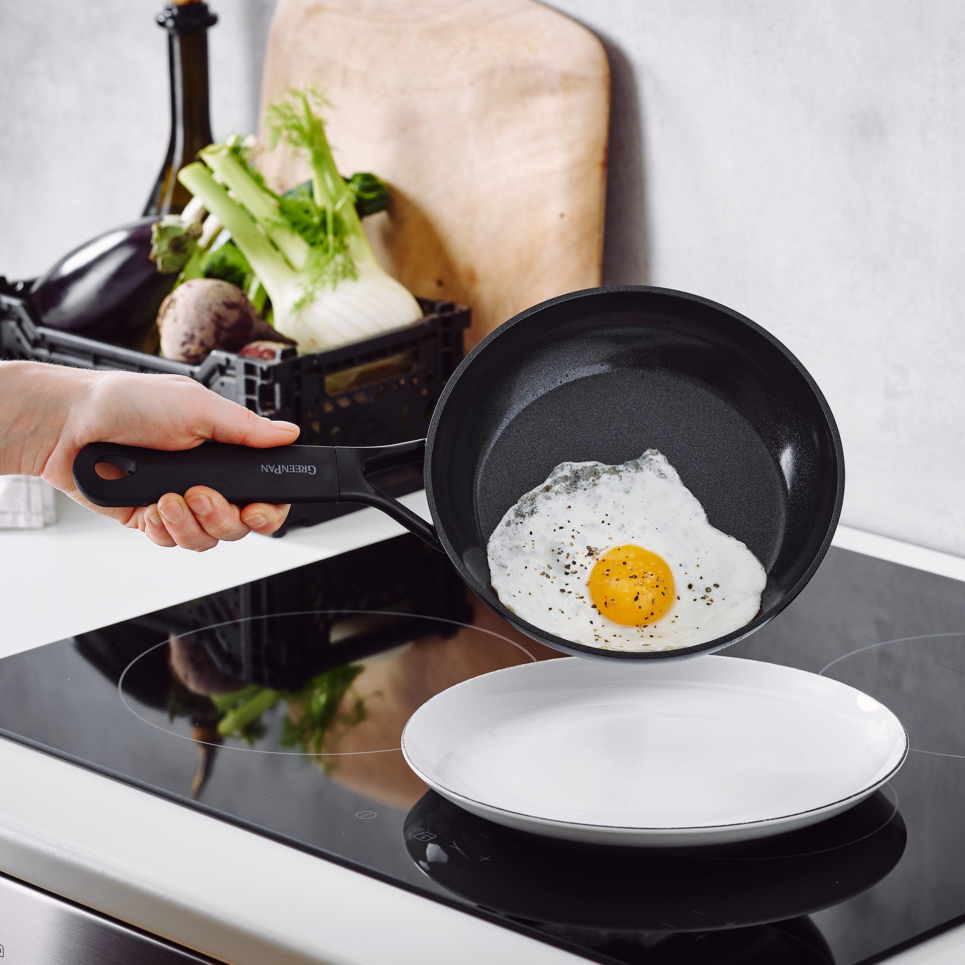 greenpan-collection-smart-set-de-2-po-les-empilables-sans-bords-c-ramique-sans-p image 6