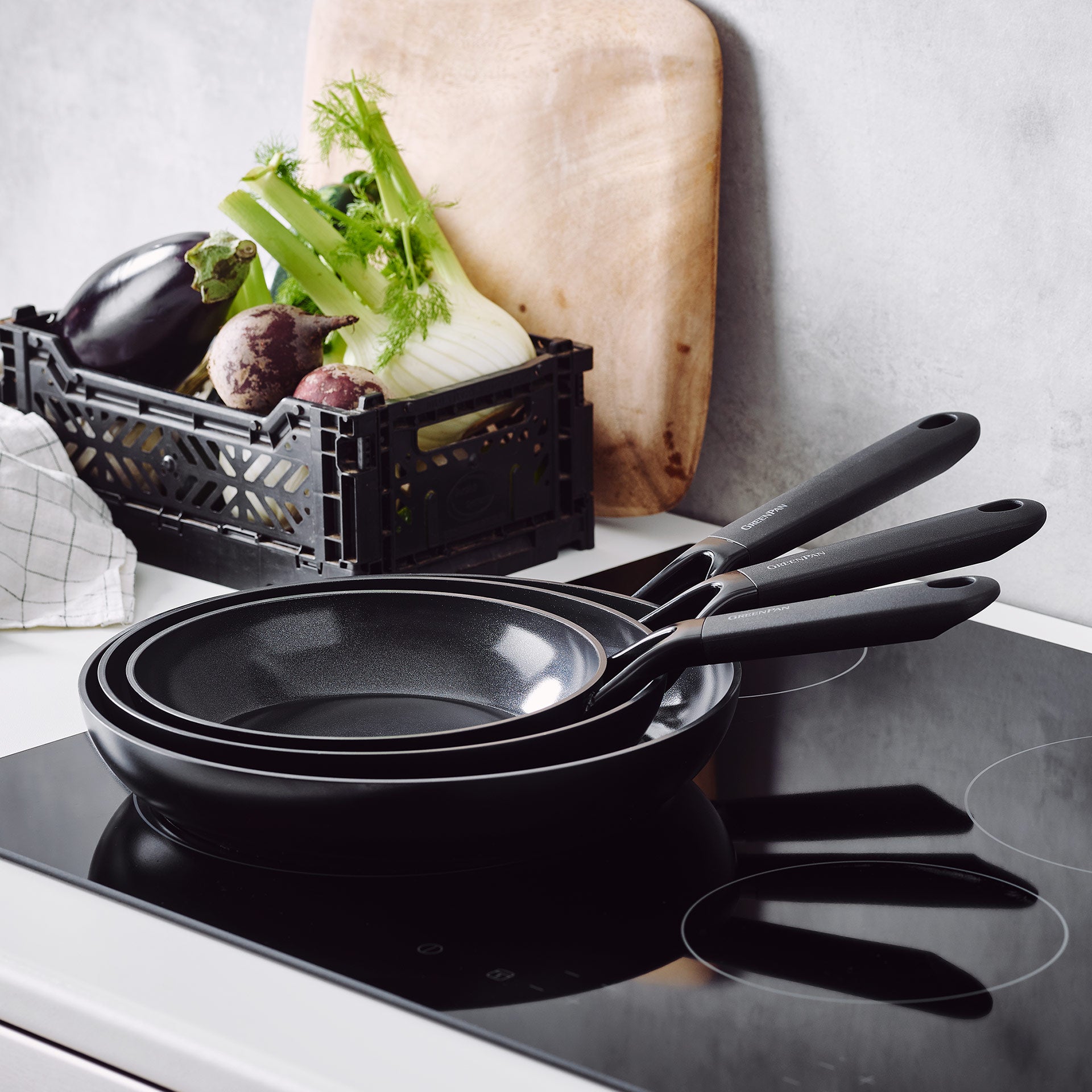 greenpan-collection-smart-set-de-2-po-les-empilables-sans-bords-c-ramique-sans-p image 7