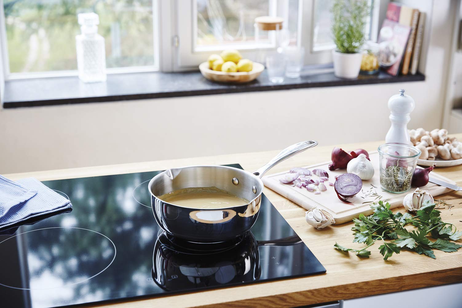 beka-bekaline-chef-12060204-sauci-re-acier-inoxydable-18-10-de-20-cm-1-9-l-tous- image 2