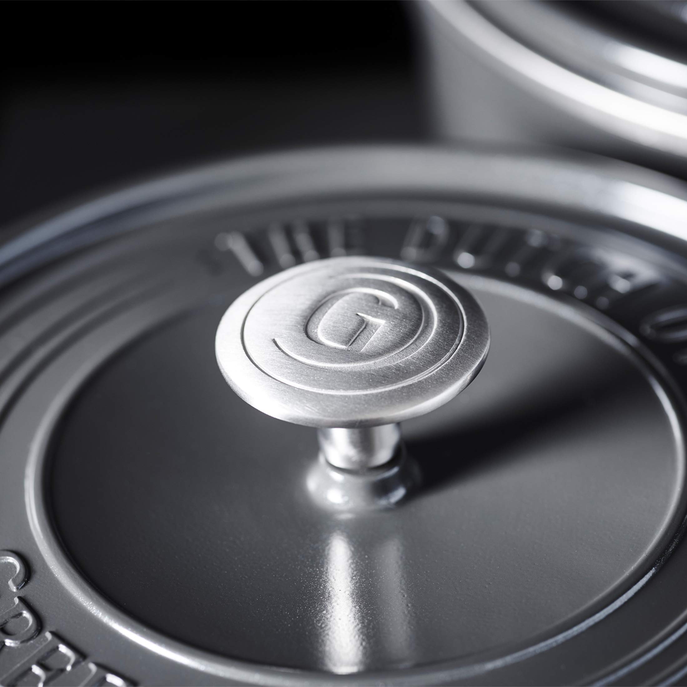 greenpan-featherweights-cocotte-casserole-ronde-24-cm-4-2-l-en-fonte-d-aluminium image 4