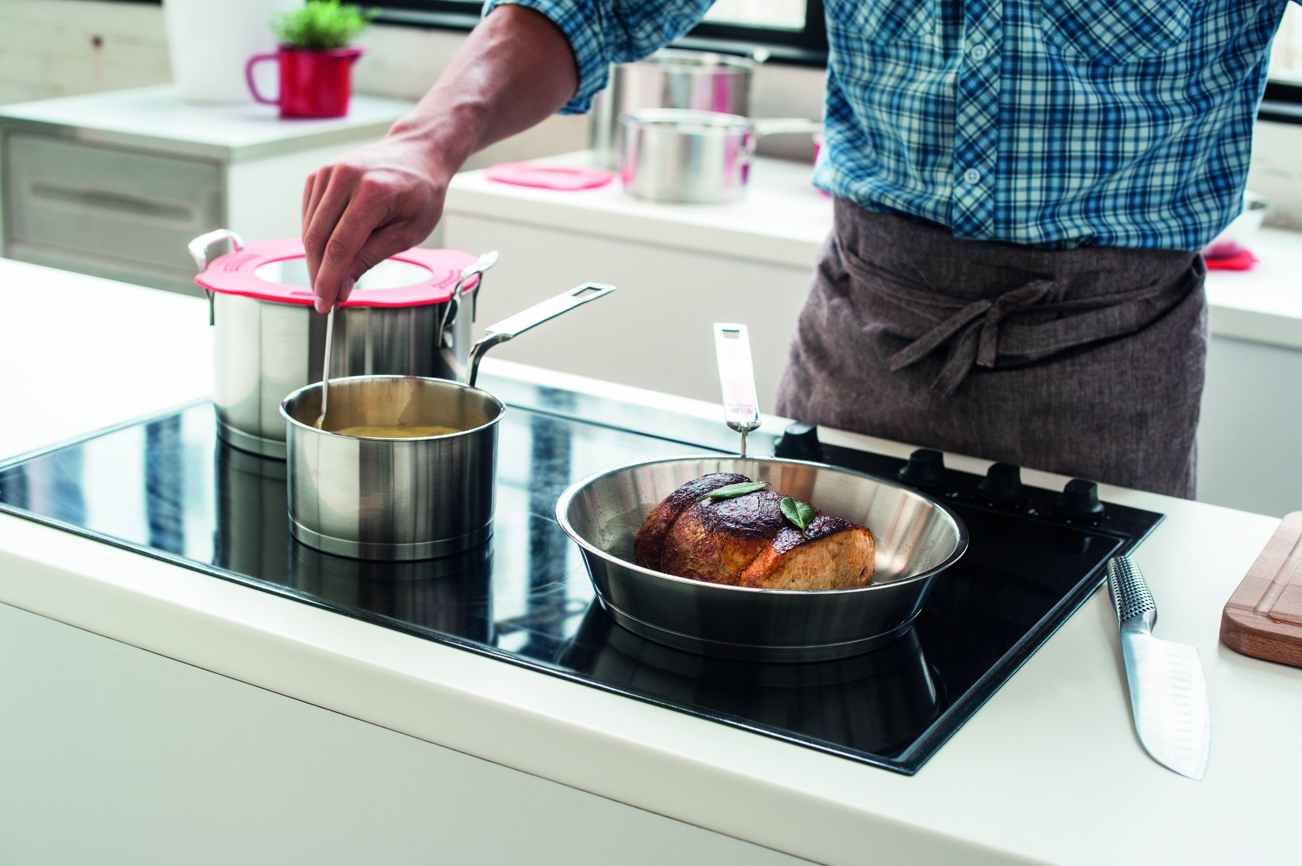 beka-bekaline-13577974-nest-set-de-2-po-les-frire-inox-18-10-24-28-cm-embo-table image 6