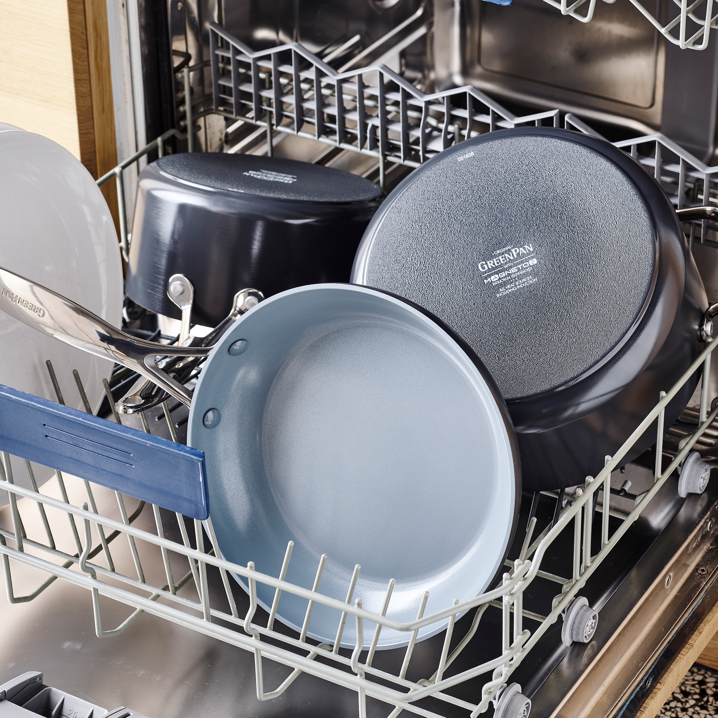 greenpan-valencia-pro-set-2-po-les-frire-20-cm-26-cm-aluminium-anodis-technologi image 8