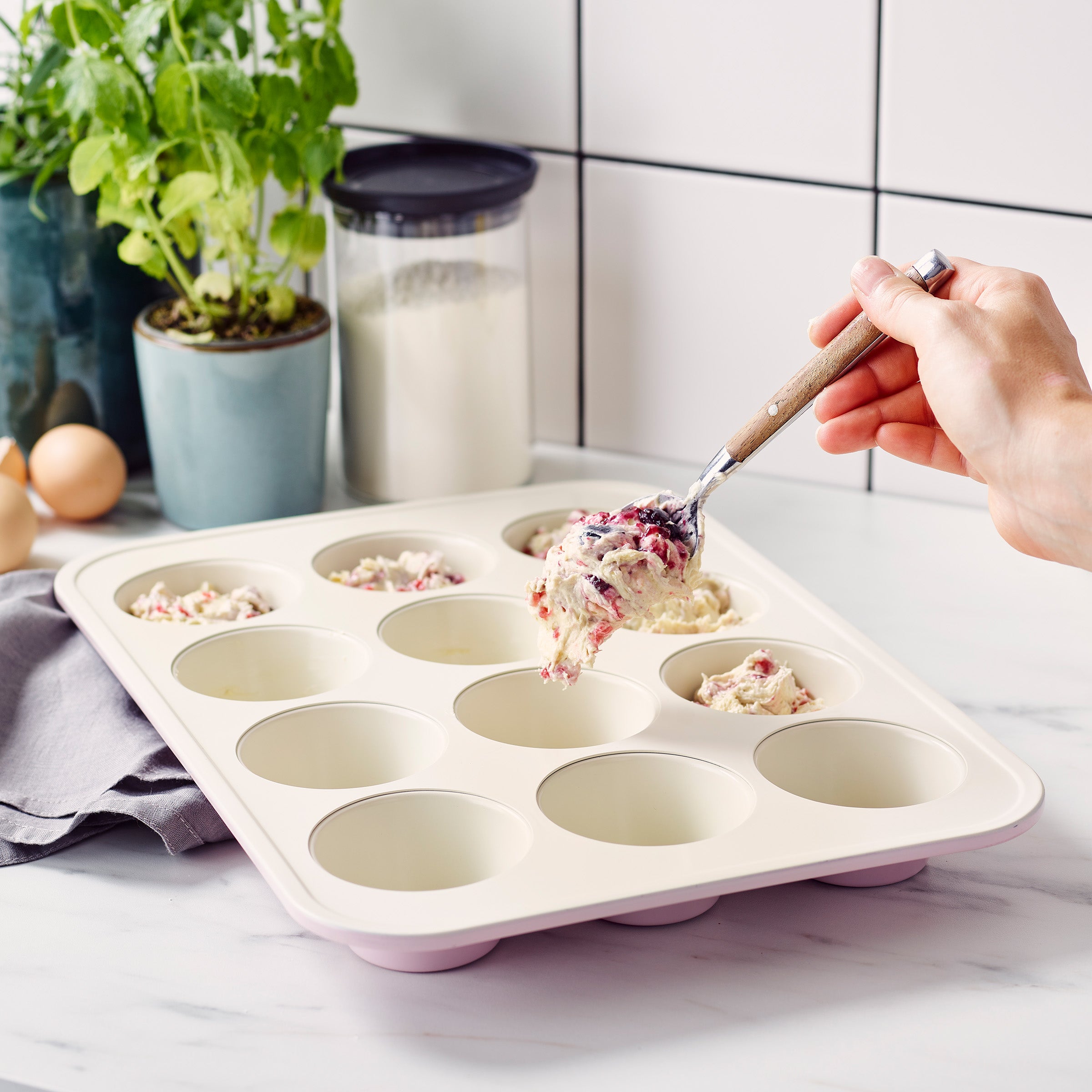 greenlife-contour-moule-pour-12-muffins-rose-acier-haute-qualit-antiadh-sif-c-ra image 5