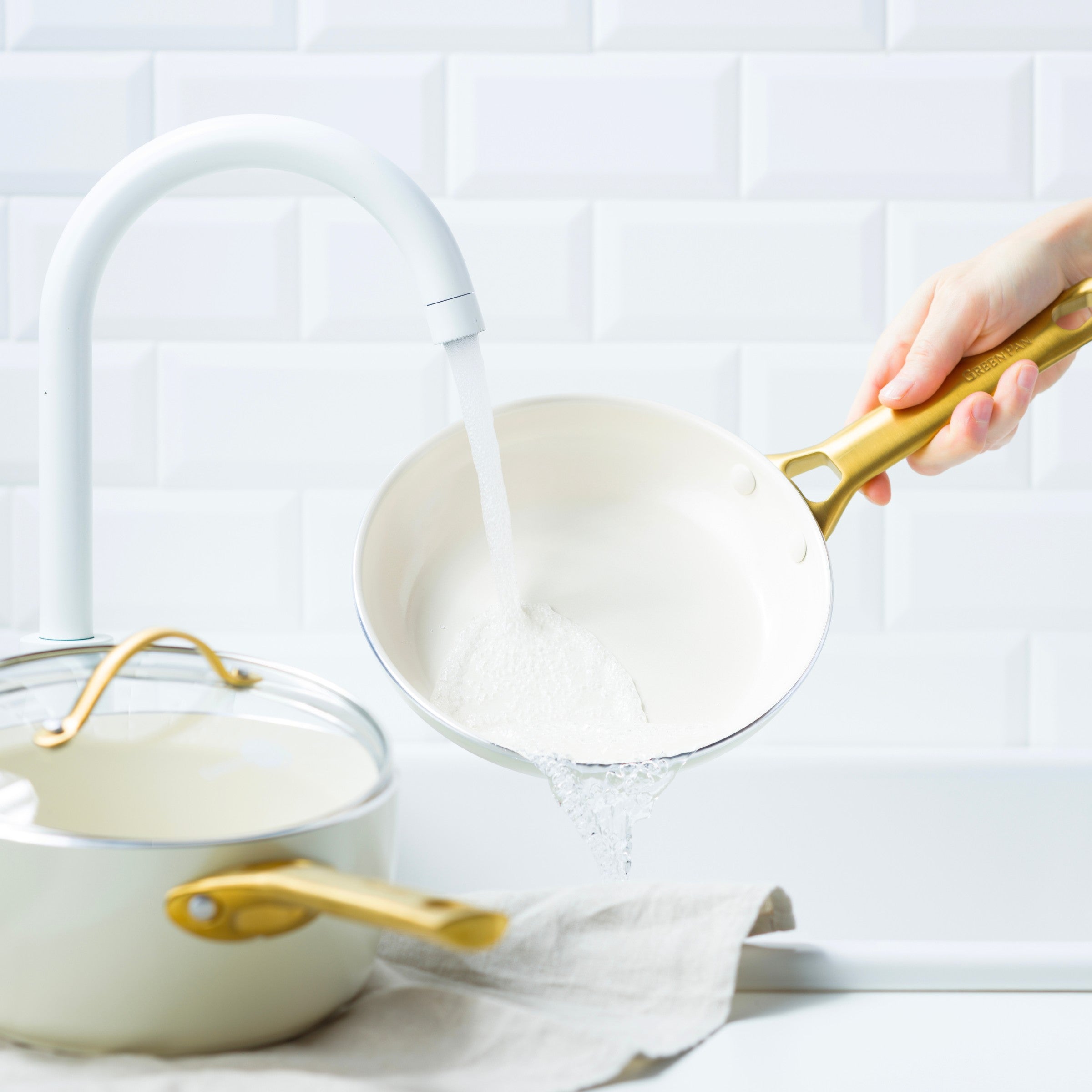 greenpan-padova-cream-set-de-2-po-les-antiadh-sives-c-ramique-20-26-cm image 5