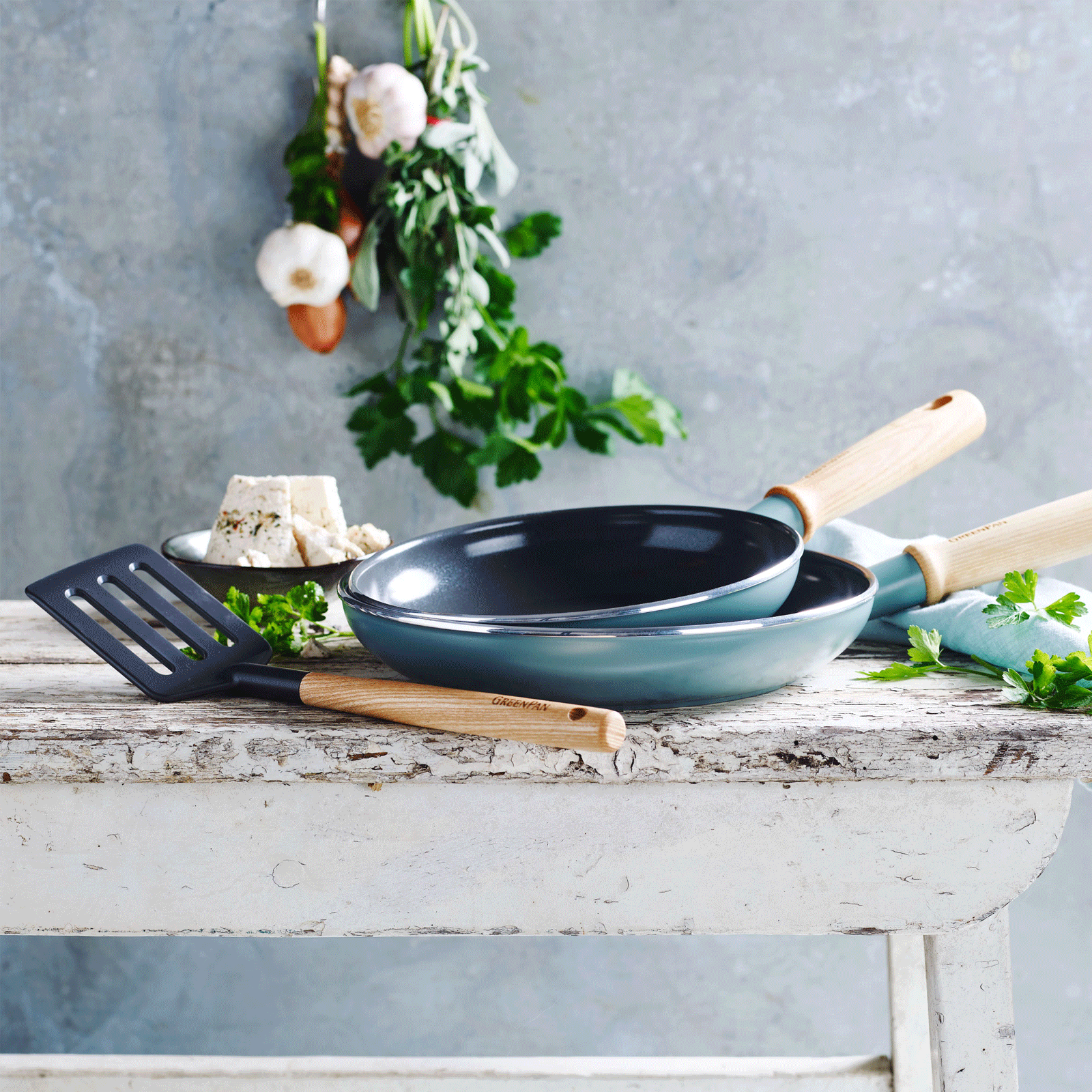 greenpan-mayflower-spatule-fendue-en-nylon-avec-manche-en-bois-de-fr-ne image 2